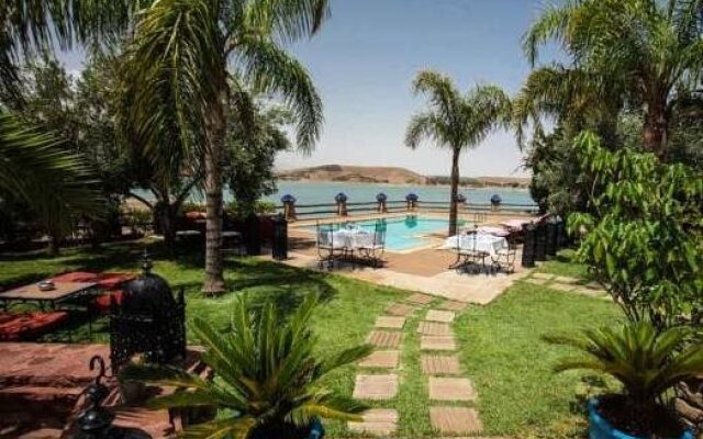 La Villa du Lac- Guest House