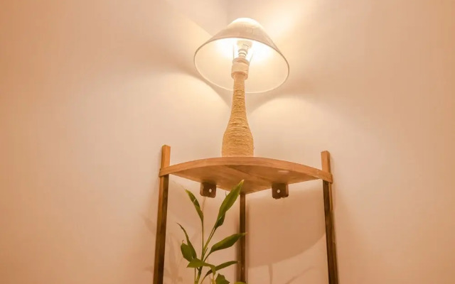 OYO Home 19189 Designer Studio