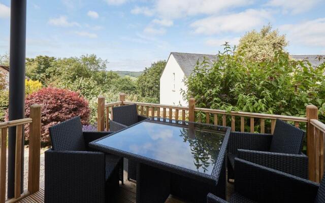 Host Stay Farrers View