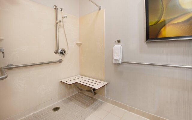 Courtyard Oakland Airport