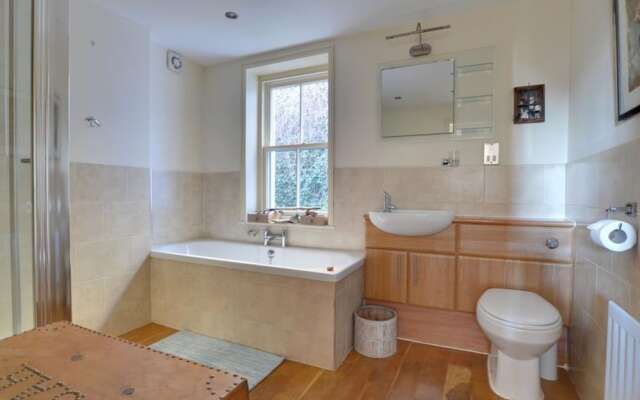 Tranquil Holiday Home in East Sussex With Garden