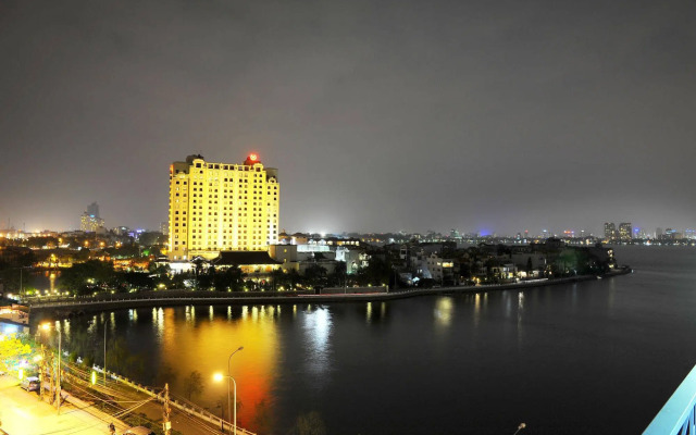 Paloma Hotel
