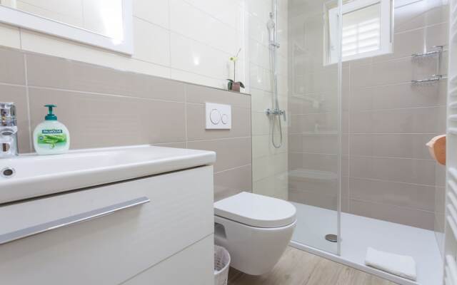 Apartments Makarska