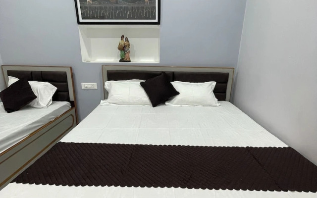 Rudransh Vintage Home