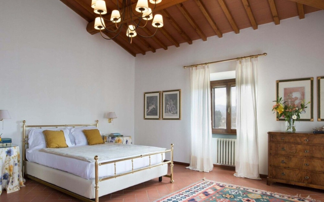 Beautiful Holiday Home in Reggello With Swimming Pool