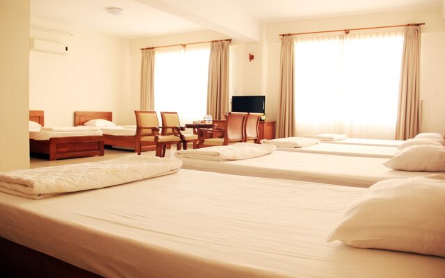 Tan Son Nhat 2 Hotel