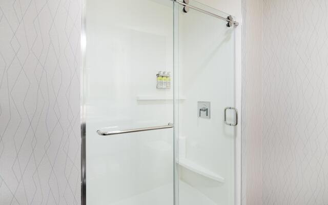 Holiday Inn Express Boston South - Quincy by IHG