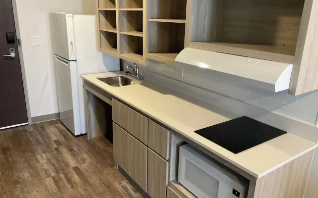 Woodspring Suites Charlotte Airport