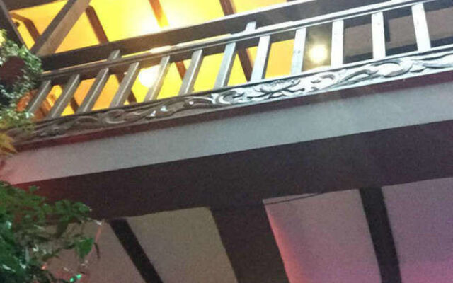 Yiya Boutique Inn