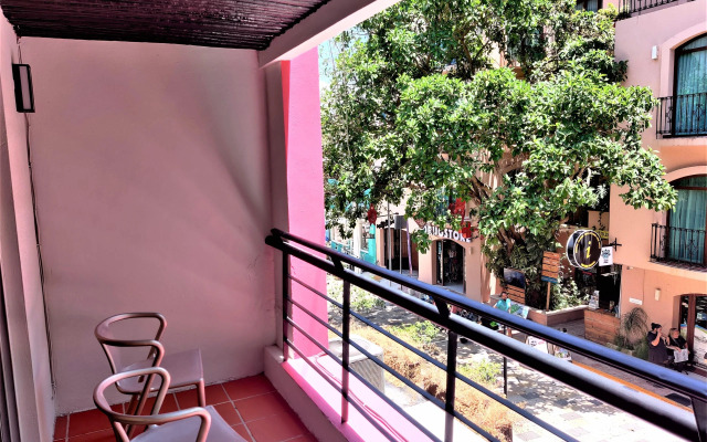 Hotel Mariachi by Kavia 5th Av