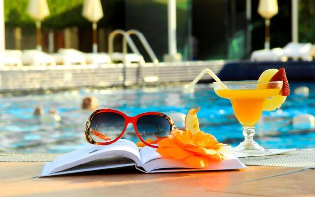 Sharjah Carlton Hotel