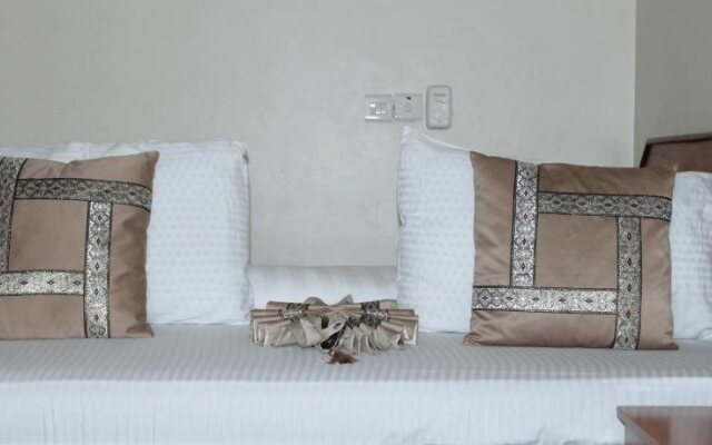 Royal Residence Hotel
