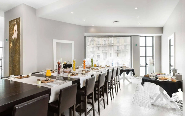 Town House 12