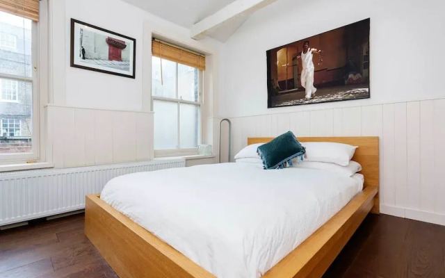 Bloomsbury Mews