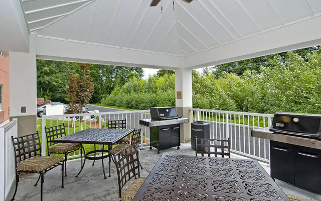 Candlewood Suites Burlington South by IHG