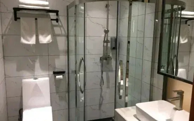 Habitat Traders Hotel