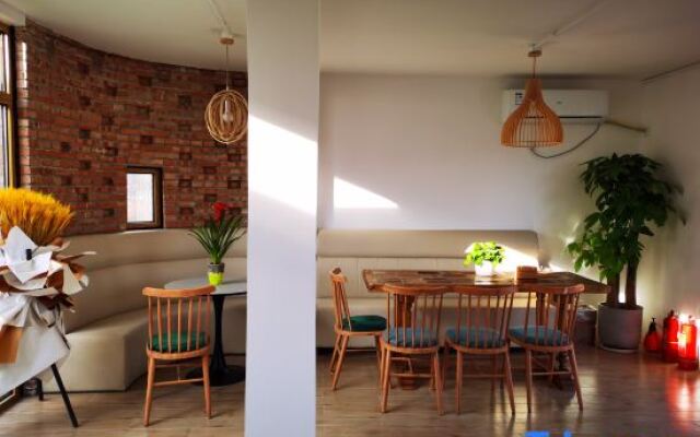 YeeMoo Guesthouse