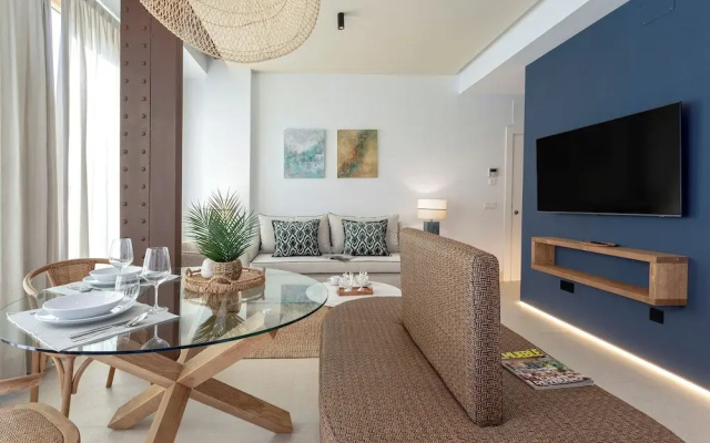 Bright Apartment in Seville. Tomás de Ibarra II