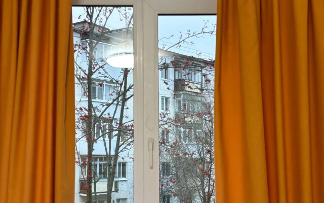 Apartments on Oktyabrsky Prospekt 7B