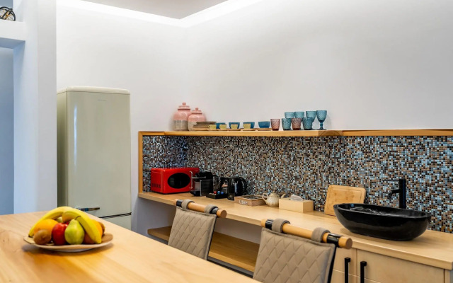 Marvarit Suites