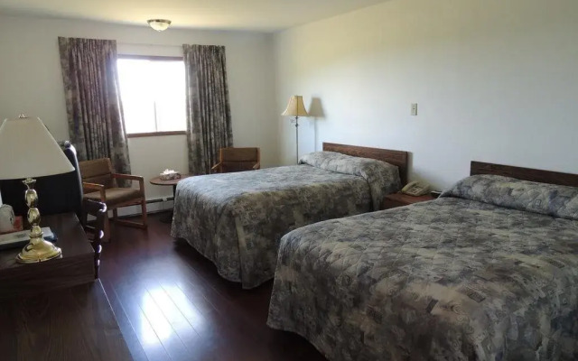 Balmoral Motel