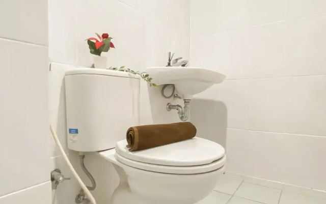 Standard Look Studio At Patraland Urbano Apartment
