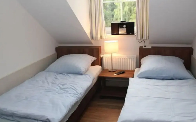 7 Robbenplate Modern Retreat