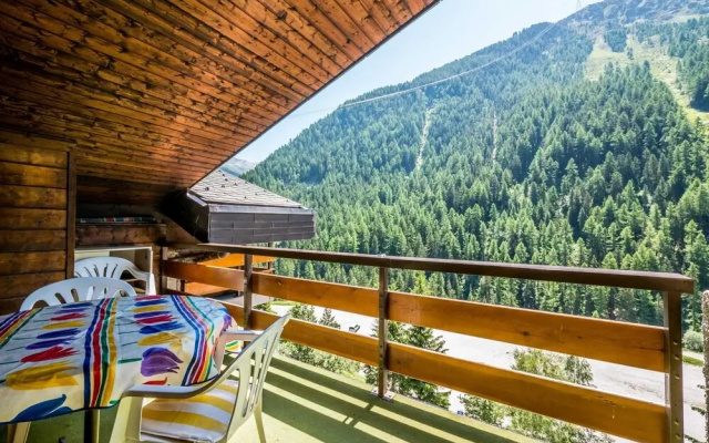 Cozy Apartment in the Centre of Grimentz