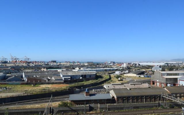 Modern 2 Bedroom Apartment in Cape Town