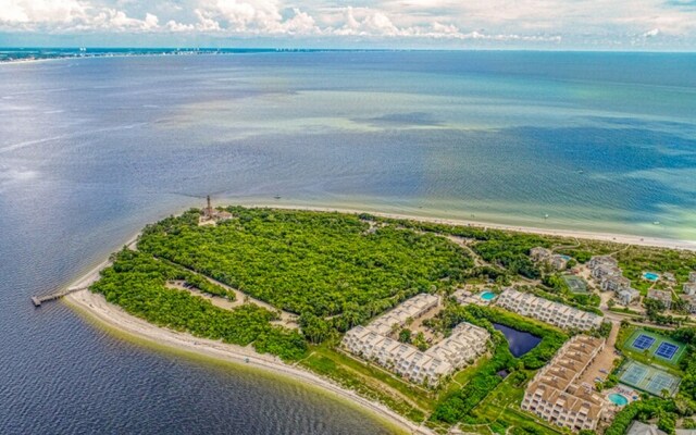 Lightouse Point 222