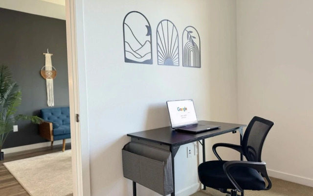 Modern Mid-hollywood Home Sunset View Free Parking