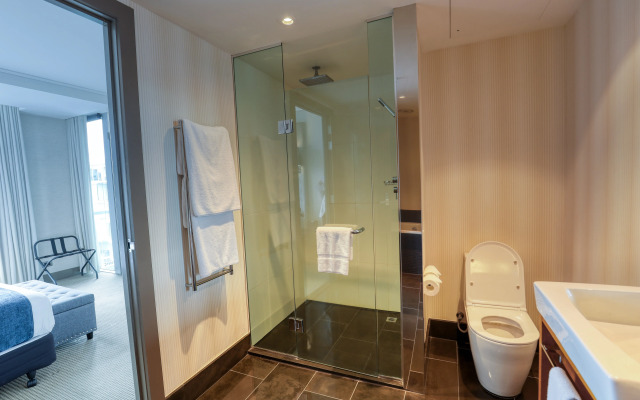 Marsden Viaduct Hotel