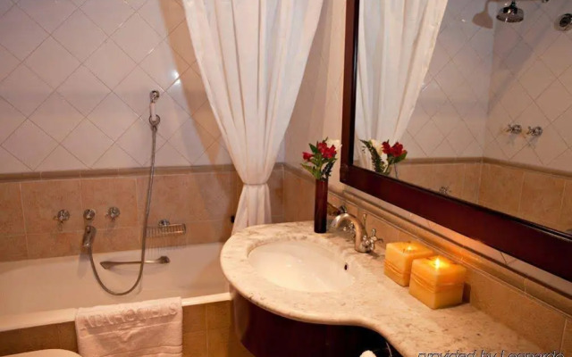 Ata Hotel De Angeli