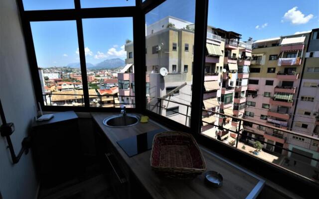 Stylish 1-bedroom in Tirana #2