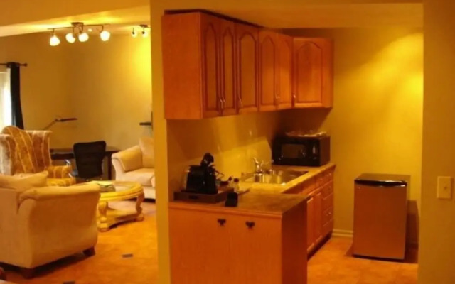 Grey Rose Suites