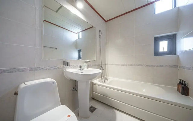 Sangju Stay 201 Hotel