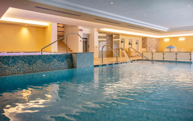 Beverly Alps Hotel & Spa