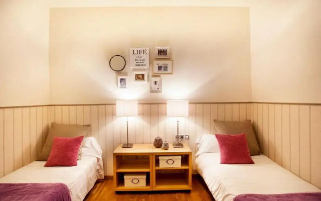 Apartments Barcelona & Home Deco Viladomat