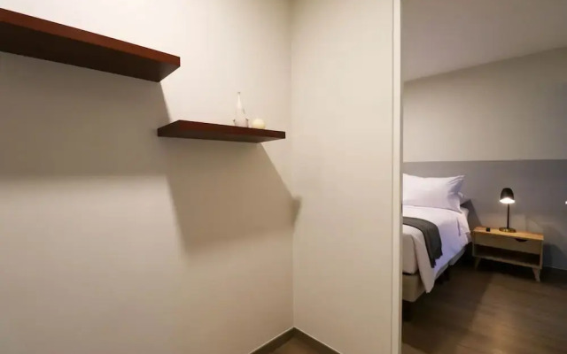 w Majestic 2BR w Balcony in Miraflores