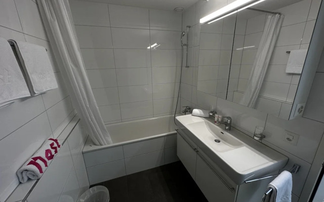 Nest - Baarerstrasse 43 & 45
