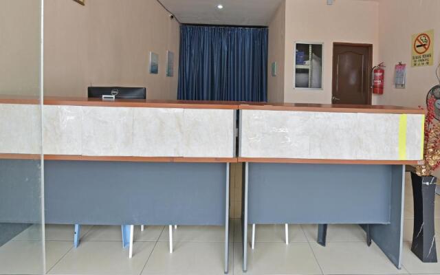 OYO 90765 Hotel Bajet Pulai