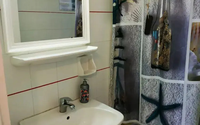 Renia Studios Standard Studio Overlooking the Swimming Pool