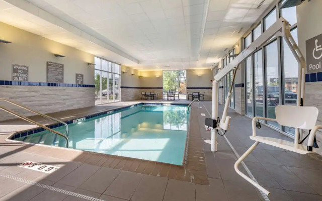 GLō Best Western Lexington