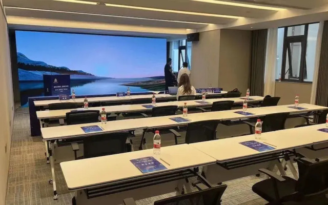 The Skytel Hotel Shenzhen Central Park