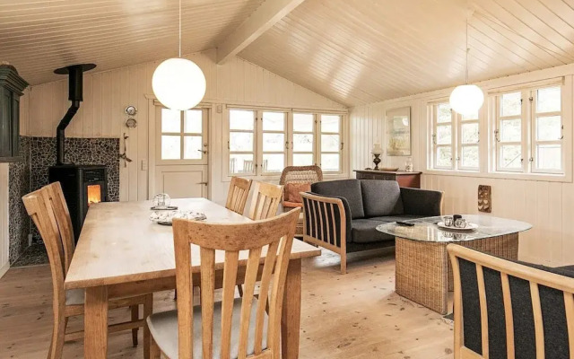 6 Person Holiday Home in Jerup