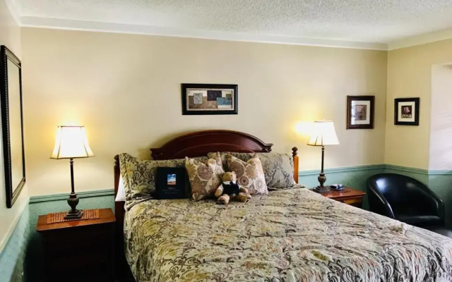 Gunn House Hotel