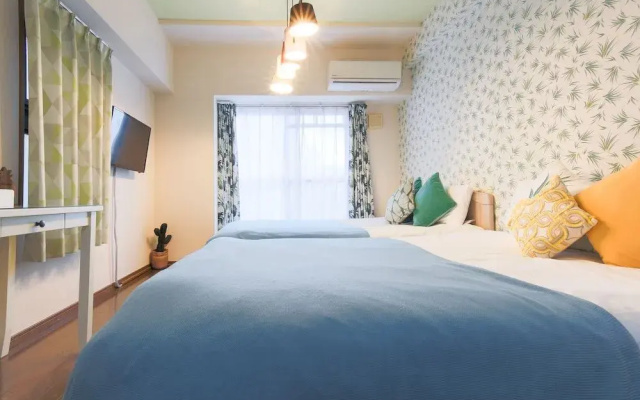 Grand Court Namba 701