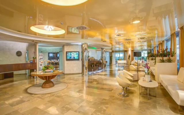 Hotel Premier & Suites