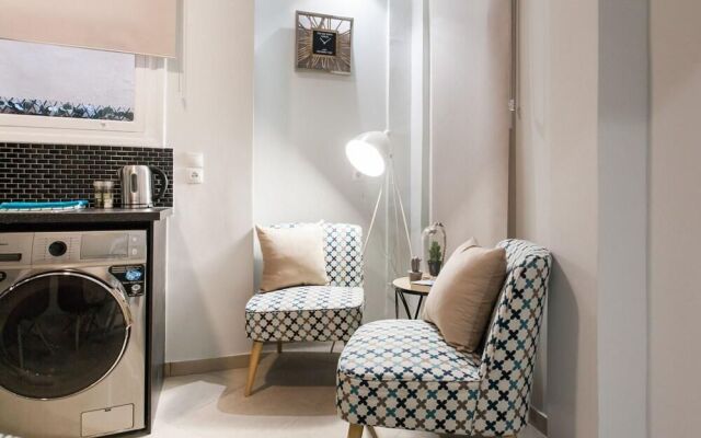 Central Safe Smart Apartment