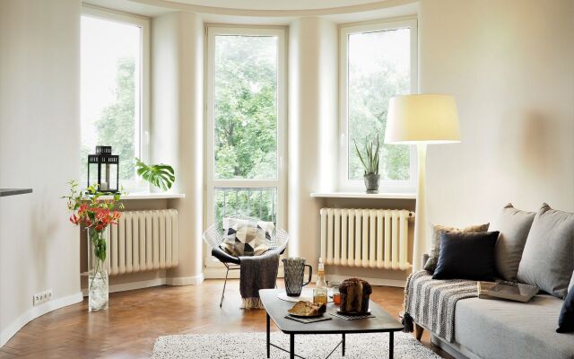 Classic apartment in Warsaw